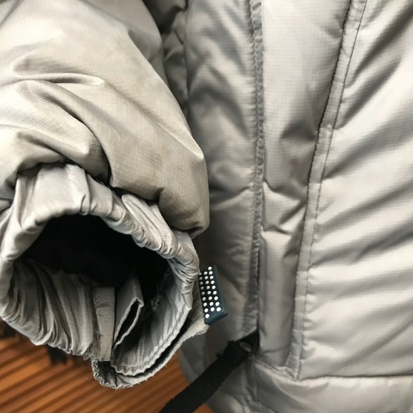 Old Navy Brand Boys Puffy Grey Jacket EUC - Picture 4 of 8